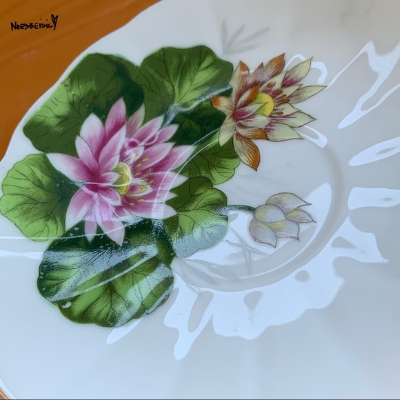 🚫SOLD•E✝️SY🚫 Vintage July Water Lily Teacup - Picture 8 of 11